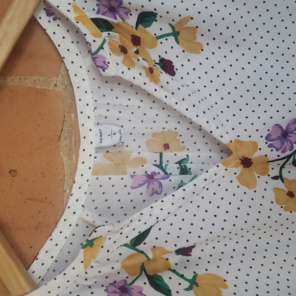 Old Navy summer dress, beach cover up - Picture 2 of 5